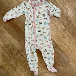 Baby Girls Magnetic Me Lightweight Footie